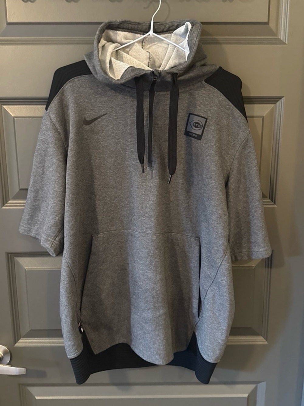 Nike MLB Authentic Collection Cincinnati Reds Short Sleeve Hoodie Mens L